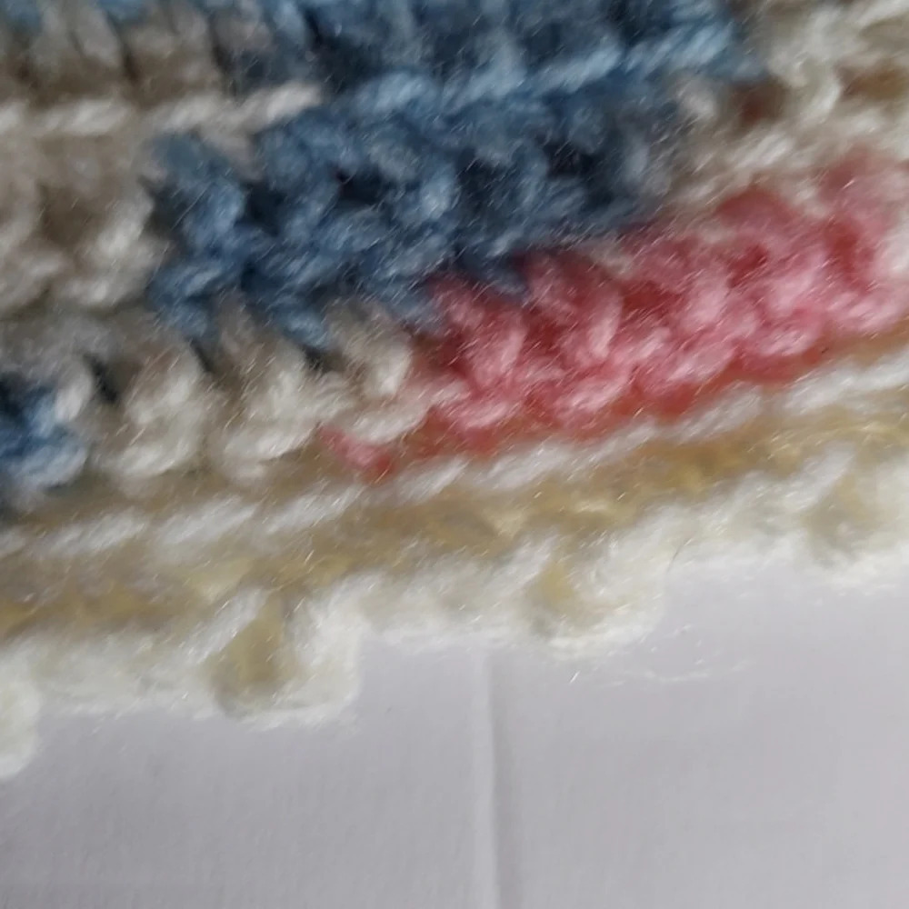 Vintage Y2K Blue Pink White Grannycore Granny Square Crocheted Crop Sweater … - Picture 4 of 12